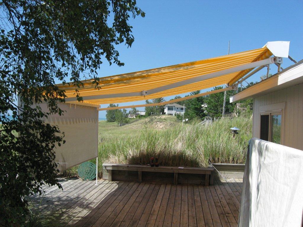 Retractable Deck Awnings 10 Image