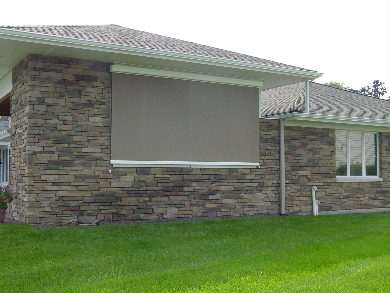 Residential Shades 1 Image