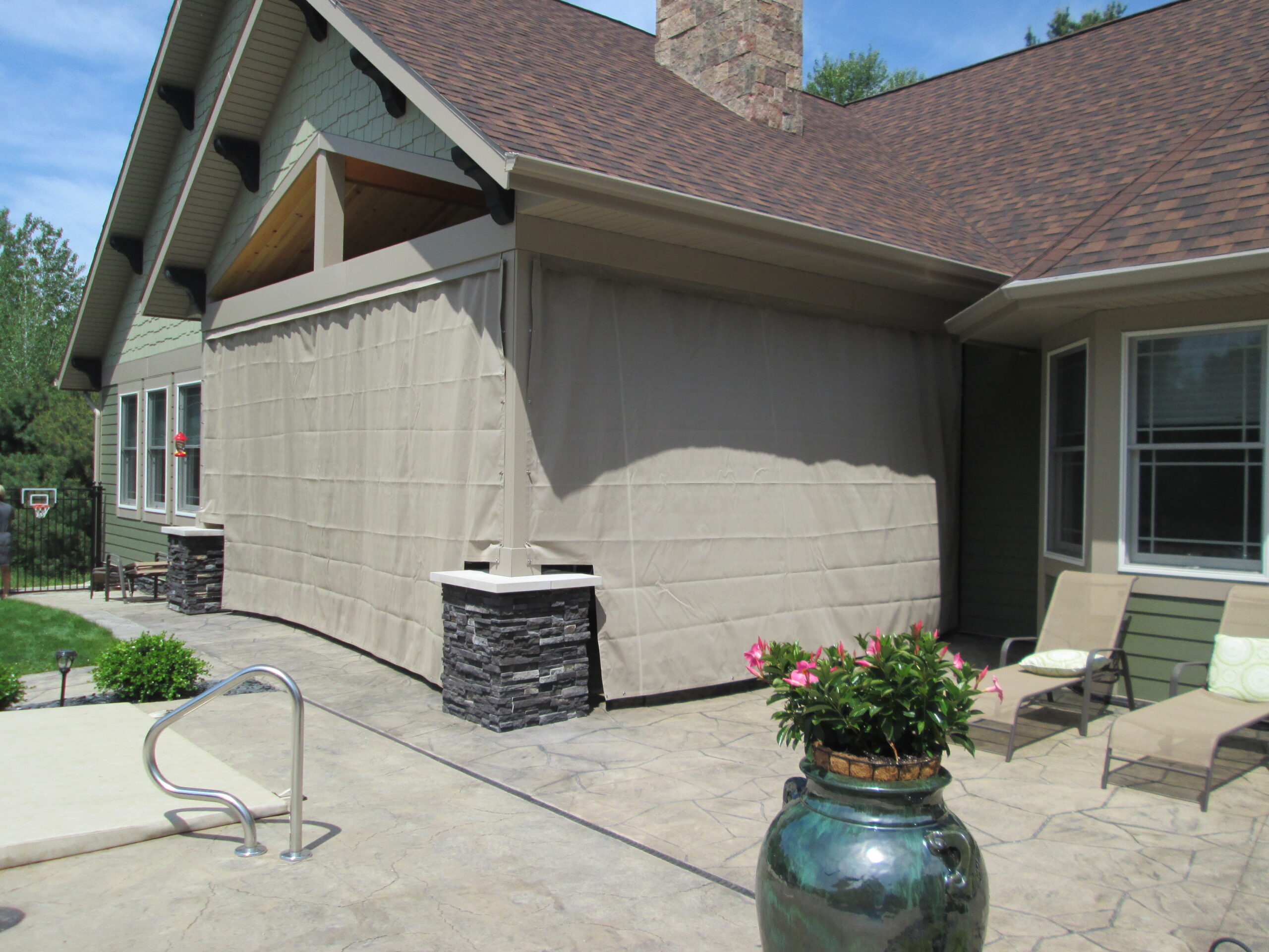 Residential Shades 3 Image